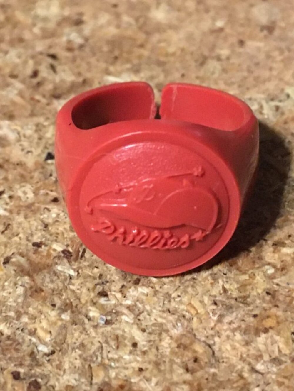 1960S PHILADELPHIA PHILIES BASEBALL MLB PLASTIC LOGO RING CEREAL